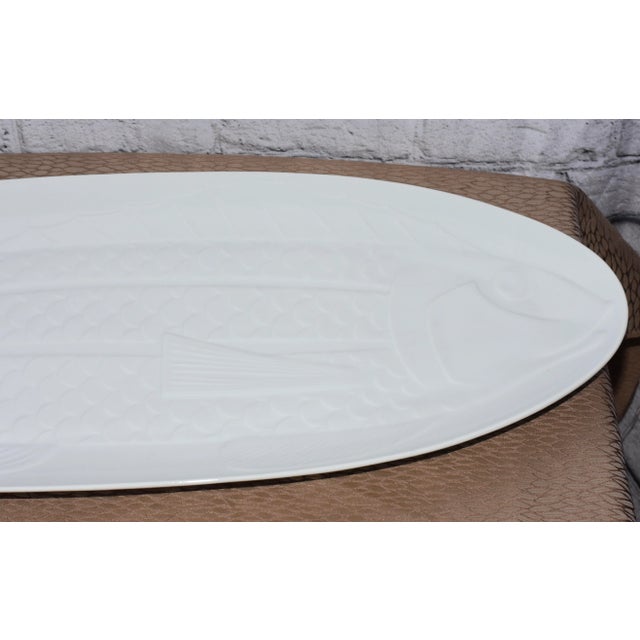 2010s Dansk Design Fine Porcelain Molded Fish Pattern Serving Platter Plate For Sale - Image 5 of 8