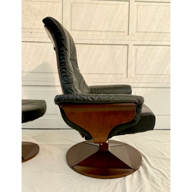1970's Westnofa Norwegian Modern Reclining Lounge Chair and Ottoman For Sale - Image 14 of 18