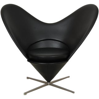 Heart Cone Chair in Black Classic Leather by Verner Panton, 1990s For Sale