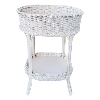 Vintage 1920 Heywood Wakefield Oval Wicker Painted Planter Stand For Sale
