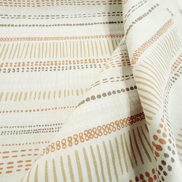 This listing is for a beautiful Lee Jofa designer fabric. Manufacturer: Lee Jofa Pattern: Saybrook Style: Print Width: 52"...