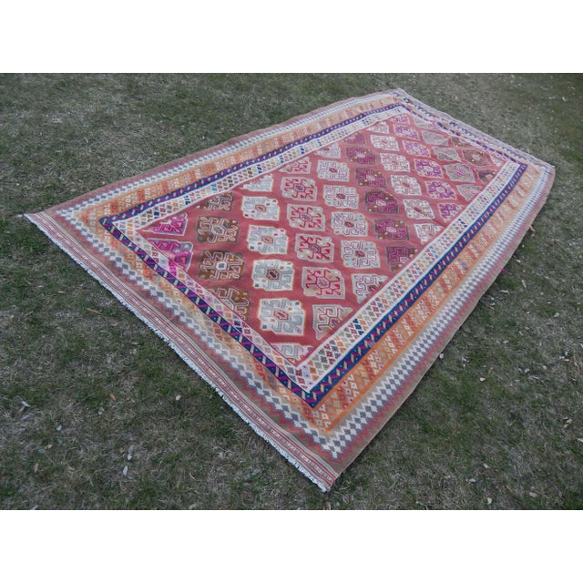 Turkish Vintage Anatolian Turkish Kilim Rug 5′1″ × 9′8″ For Sale - Image 3 of 12