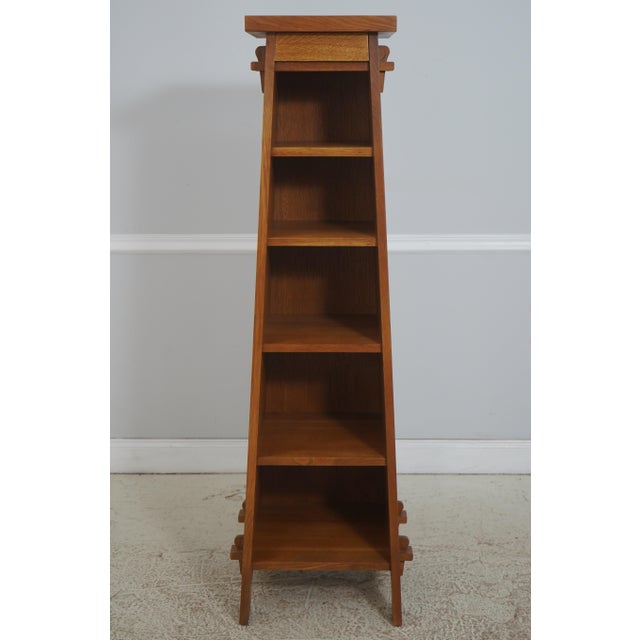 Age: C.2005 Details: Finish No.35 Model 89-80 Mortise And Tenon Construction High Quality Construction Arts And Crafts...