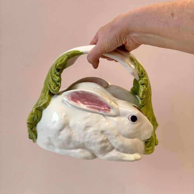 Vintage Bordallo Pinheiro Majolica Rabbit and Lettuce Leaf Covered Platter For Sale In New York - Image 6 of 10