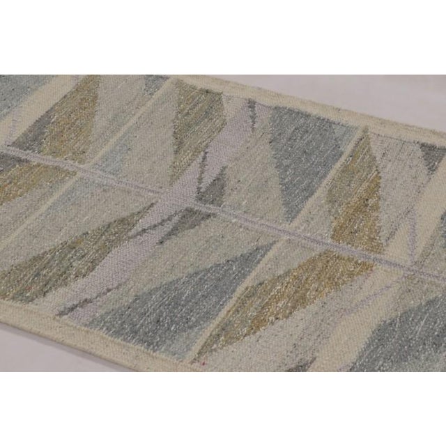 Rug & Kilim Rug & Kilim’s Scandinavian-Inspired Rug, Minimalist Chevrons in Gray and Blue For Sale - Image 4 of 8