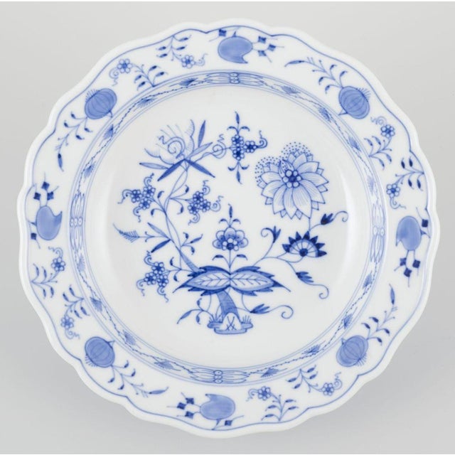 Small Blue Onion Pattern Porcelain Plates from Meissen, Germany, Set of 4 For Sale - Image 3 of 8