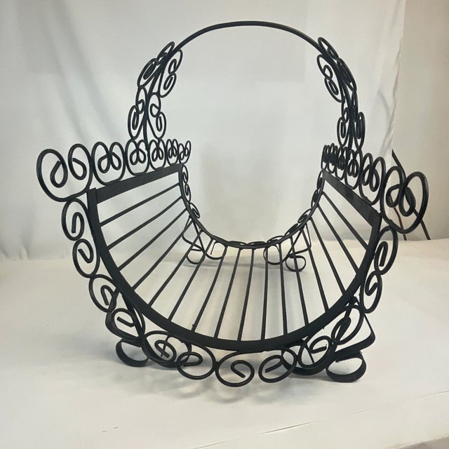 1950s Mid-Century Italian Hollywood Regency Firewood Holder, Black Metal. For Sale - Image 10 of 12