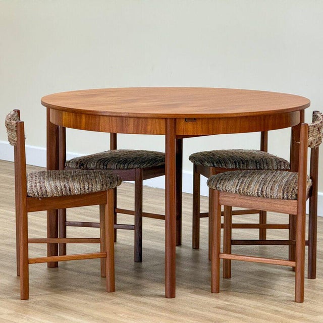 1970s Small Round Extending Dining Table and Chairs by Tom Robertson for Mcintosh, 1970s, Set of 5 For Sale - Image 5 of 17