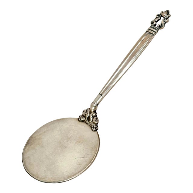 Large Size Vintage Georg Jensen Denmark Acorn Pattern Sterling Silver Tomato Server - Mid 20th Century For Sale