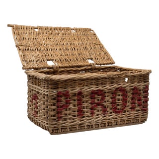 Early 20th Century French Wicker Trunk For Sale
