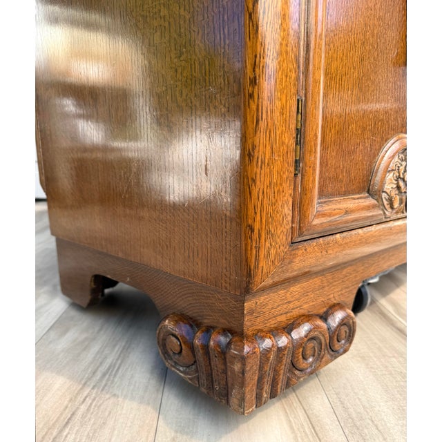 1920s Art Deco Carved Oak Sideboard Cabinet With Removable Gallery Top For Sale In Los Angeles - Image 6 of 18
