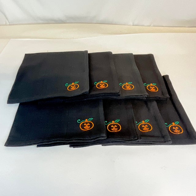 American 1980s Vintage French Linen Halloween Pumpkin Napkins - Set of 8. For Sale - Image 3 of 7