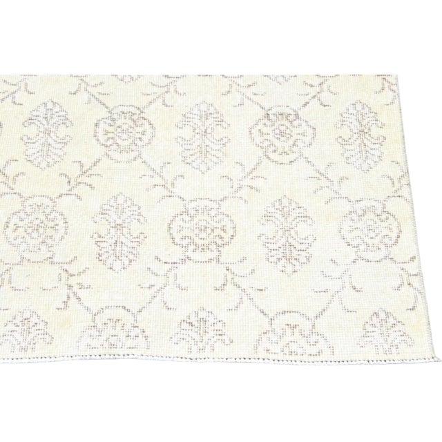 Textile 1960s Beige Blonde Color Handmade Area Large Carpet For Sale - Image 7 of 10