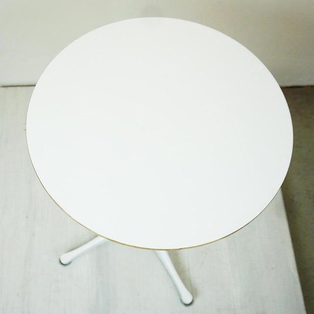 White Pedestal Coffee Table by George Nelson for Herman Miller, 1960s For Sale - Image 9 of 13