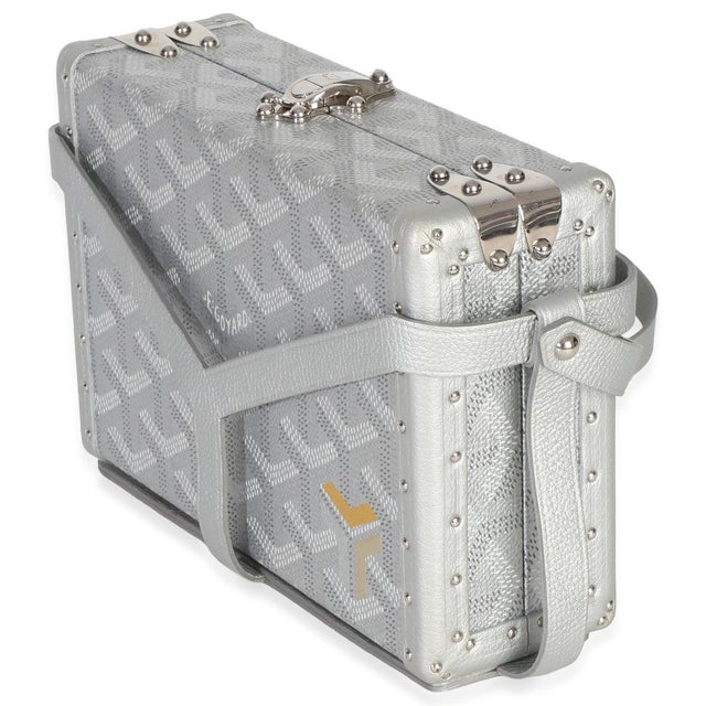 Goyard’s signature Goyardine pattern has quietly taken over the luxury fashion scene. A heritage brand that has been...