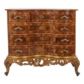 Antique Baroque Chest of Drawers with Four Drawers in Polished Walnut, 1760s For Sale