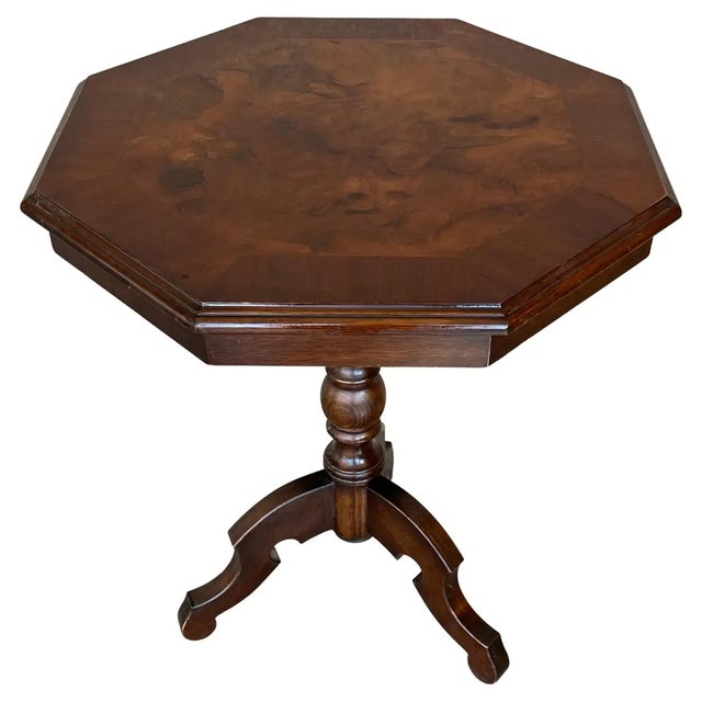 Brown English Octogonal Pedestal Tea or Side Table, 19th Century For Sale - Image 8 of 8