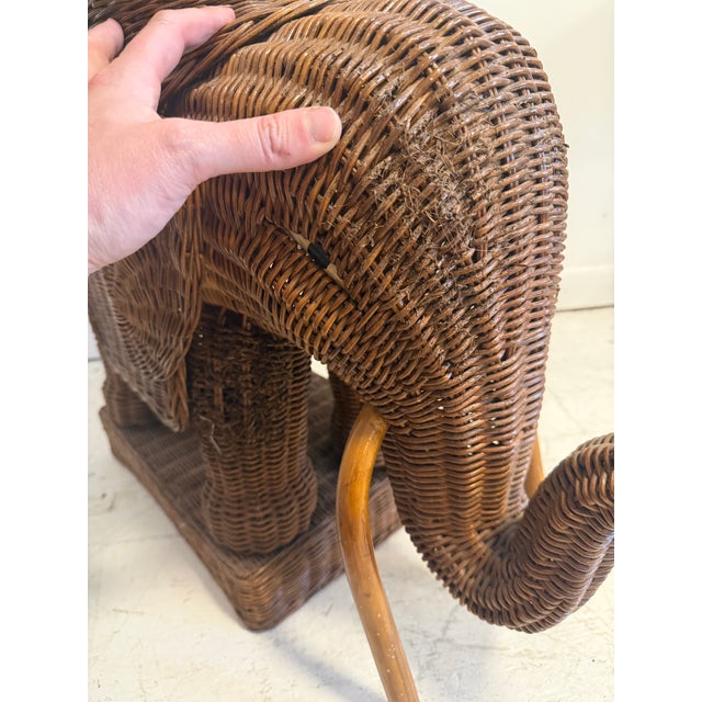 Vintage Wicker Elephant Tray Table Natural Finish For Sale In New York - Image 6 of 12