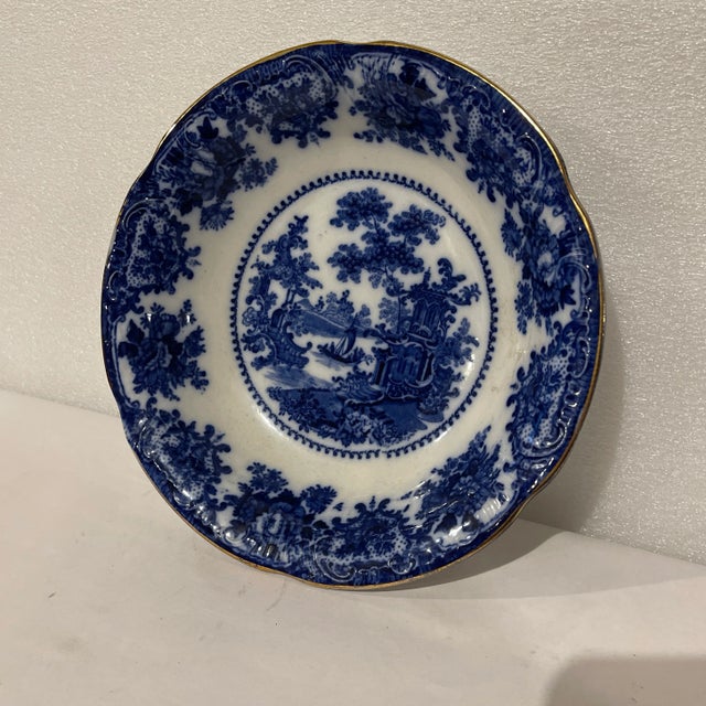 19th century Blue blue and white English transfer aware gilt rim serving bowl. Rococo, Louis XV, chinoiserie, Chinese,...