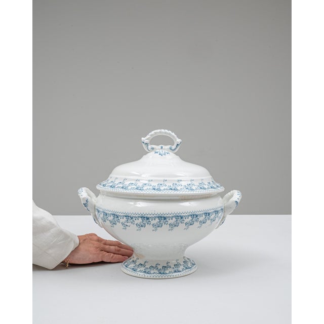 20th Century Belgian Special Edition Porcelain Tureen With Lid For Sale - Image 18 of 18