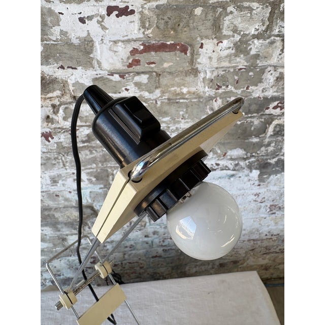 1970s Vintage Italian Travertine Sculptural Table Lamp – Sourced in Parma, Italy For Sale - Image 5 of 11