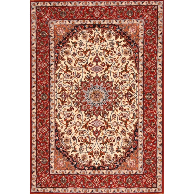 Middle Eastern Rug in Wool For Sale