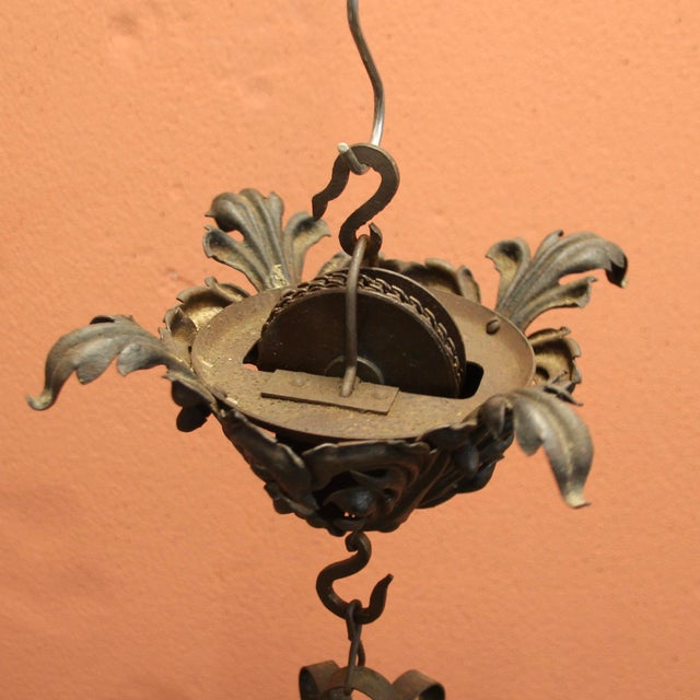 Height-Adjustable French Lantern with Acanthus Leaves, 1920s For Sale - Image 3 of 15