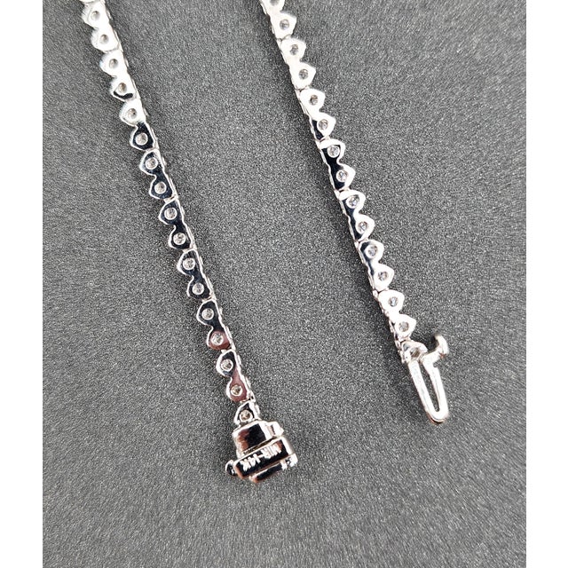 5.73 Ct 3-Prong Diamond Tennis Necklace For Sale In Chicago - Image 6 of 8