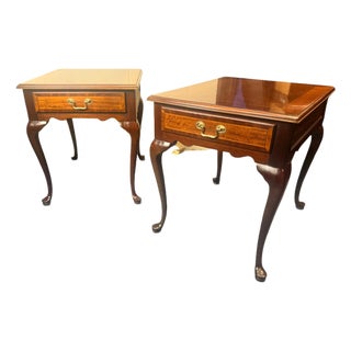1970s Pair of Councill Craftsmen Mahogany Queen Anne Lamp Tables For Sale