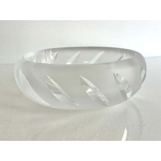 Lalique 1980s French Yseult by Lalique Frosted Cut Crystal Bowl For Sale - Image 4 of 4