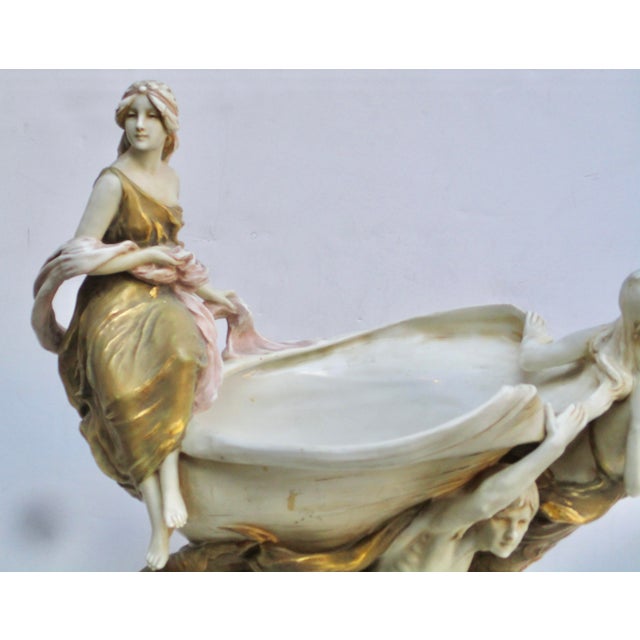 Royal Dux Porcelain CenterPiece Circa 1900 For Sale In New York - Image 6 of 16