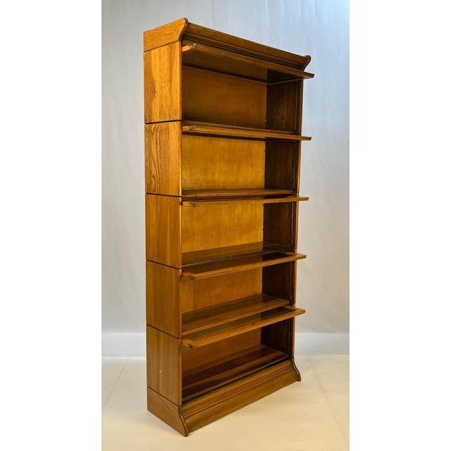 American Antique Gunn Furniture Co. 5-Stack Oak Barrister Bookcase With Original Wavy Glass For Sale - Image 3 of 11