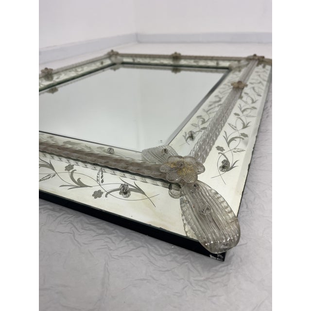 Large Mid-Century Venetian Murano Glass Mirror in the style of Ercole Barovier, 1960s For Sale - Image 6 of 12