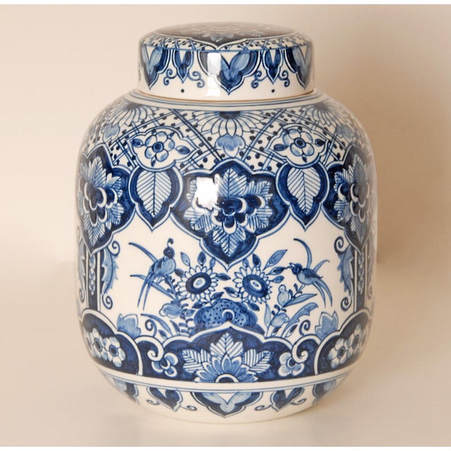 Delft Delft Vase Jar Chinese Kangxi Style Chinoiserie Blue White Pottery For Sale - Image 4 of 8