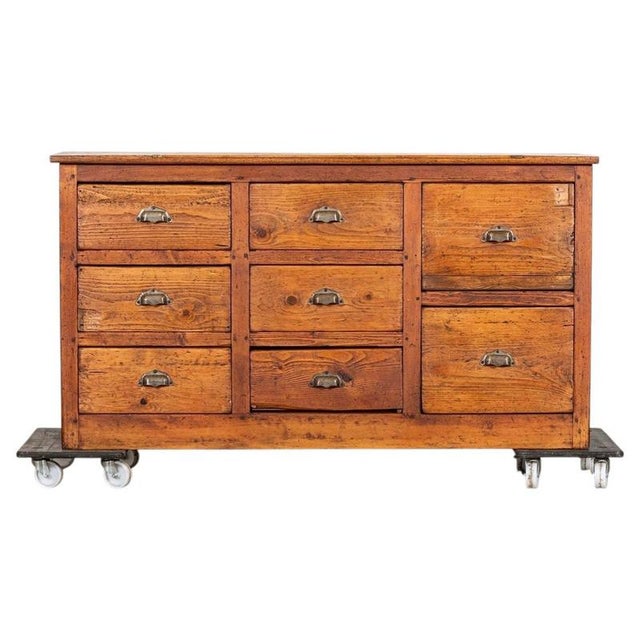 19th Century French Oak and Pine Drapers Counter, 1890 For Sale - Image 17 of 17