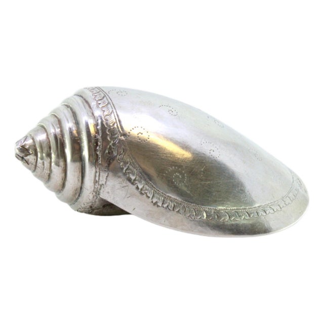 Silver Conch Shell with Engraved Floral Motifs For Sale