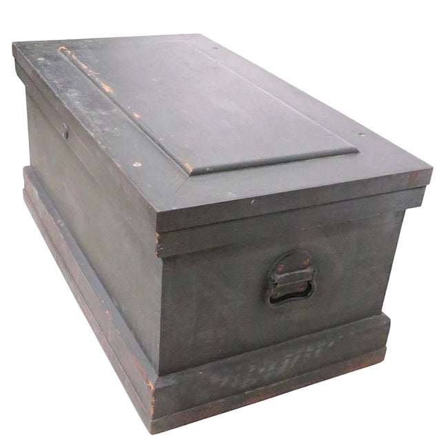Antique Fitted Wood Carpenters Box Trunk Coffee Table For Sale - Image 10 of 18