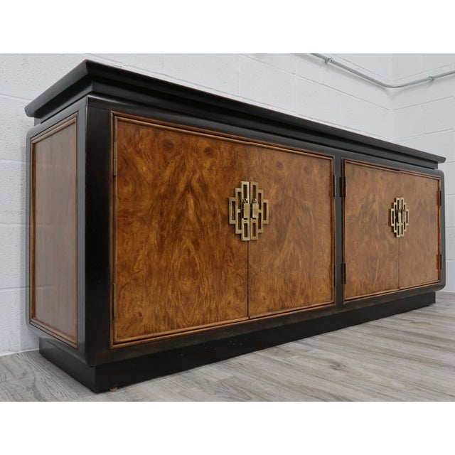 Wood Chin Hua 4-Door Credenza For Sale - Image 7 of 7