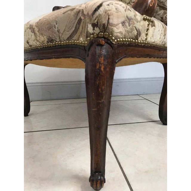 Mid 18th Century 18th Century Louis XV à la Reine Cabriolet Armchair, 1750s For Sale - Image 5 of 14