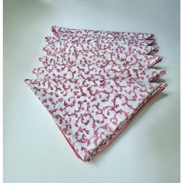 Pink 1980s Croscill White & Pink Scrollwork Dinner Napkins - Set of 7 For Sale - Image 8 of 17