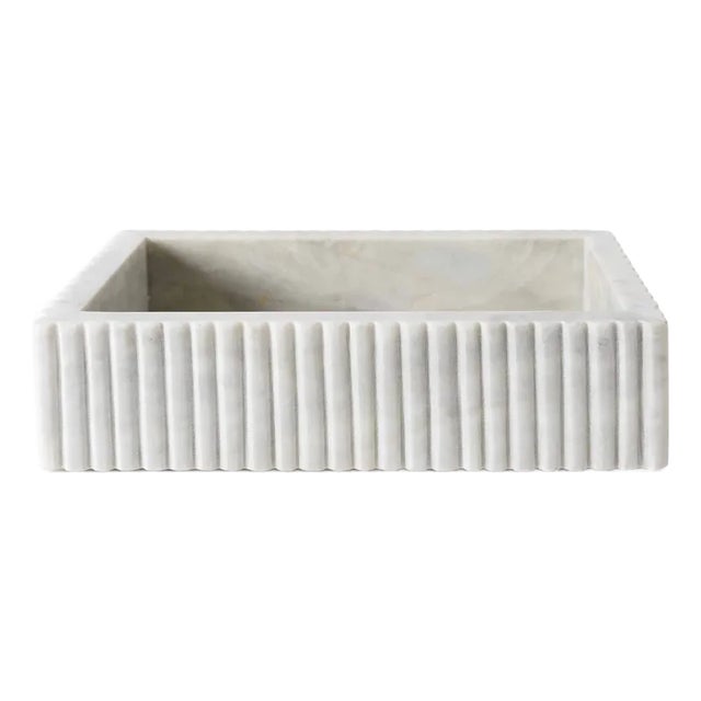 Erin Gates x Kassatex Beacon Hill Fluted Marble Guest Towel Tray, White For Sale