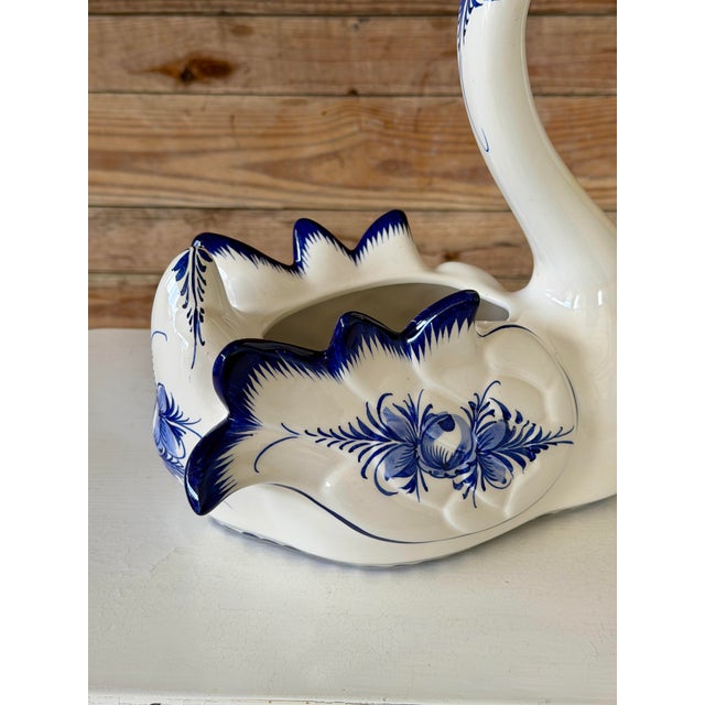 Chinoiserie Hand-Painted Chinoiserie Portuguese Blue & White Swan Planter / Cachepot For Sale - Image 3 of 11