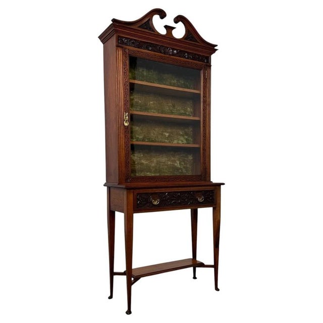 Antique Early 20th Century English Walnut Display Cabinet For Sale - Image 4 of 13