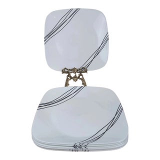 Vintage Corelle Simple Lines Dinner Plates-Set of 7 For Sale