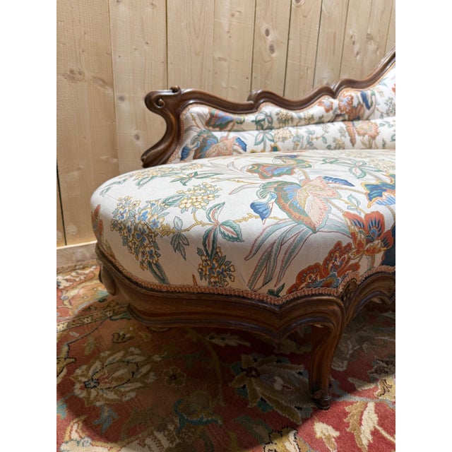 Louis Philippe Chaise Lounge in Carved Walnut For Sale - Image 4 of 9