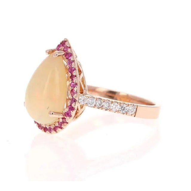 Modern 3.75 Carat Pear Cut Opal Pink Sapphire Diamond 18 Karat Rose Gold Ring, size 7 For Sale - Image 3 of 4