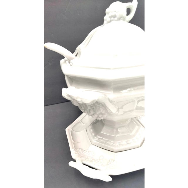 Ironstone, Soup Tureen, Circa 1960s Red Cliff China Ironstone Soup Tureen For Sale - Image 11 of 12