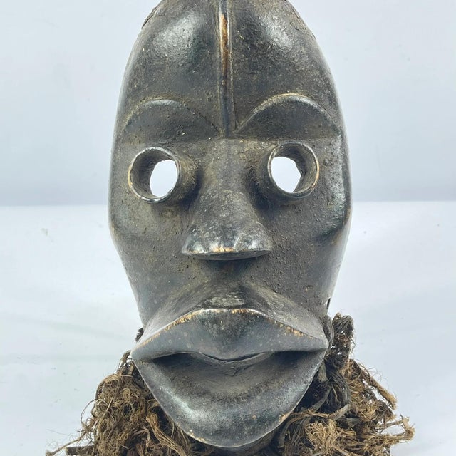 This African mask comes from Liberia and CÃ´te d'Ivoire by the Dan people. This mask retains all the qualities of a...