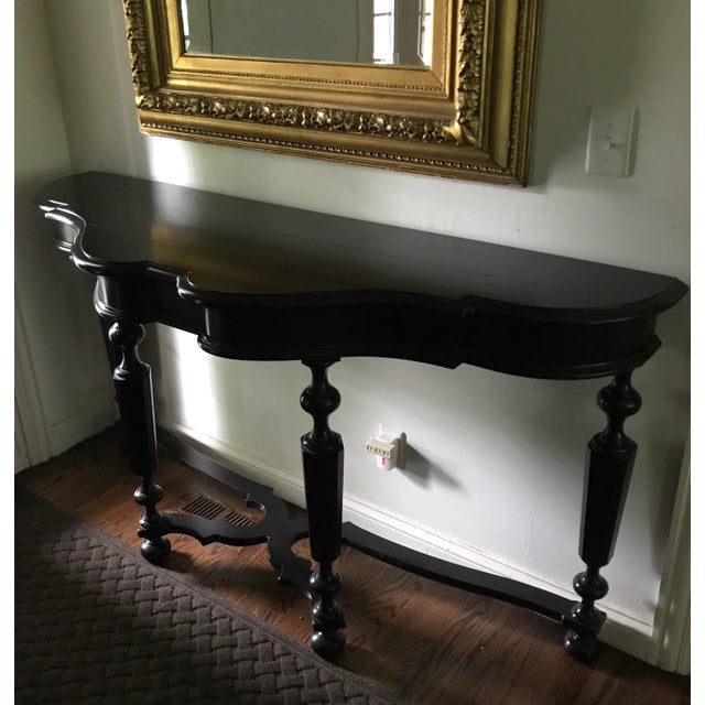 Henredon Henredon , Cindy, Scalloped Console Entry Table For Sale - Image 4 of 13
