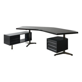 Black Boomerang Executive Desk attributed to Osvaldo Borsani for Tecno, 1960s For Sale